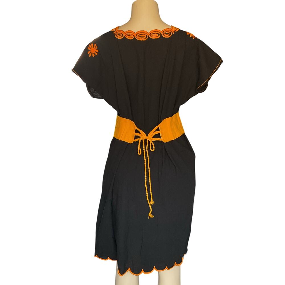 Mexican Black Embroidered Dress Sunflowers Folk Art Handcrafted Artisanal - Picture 3 of 10